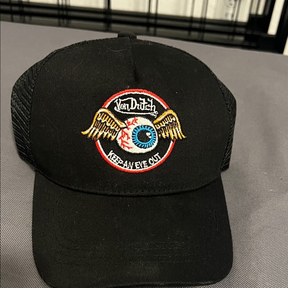 Trucker/Mesh hat bundle - Picture 12 of 13